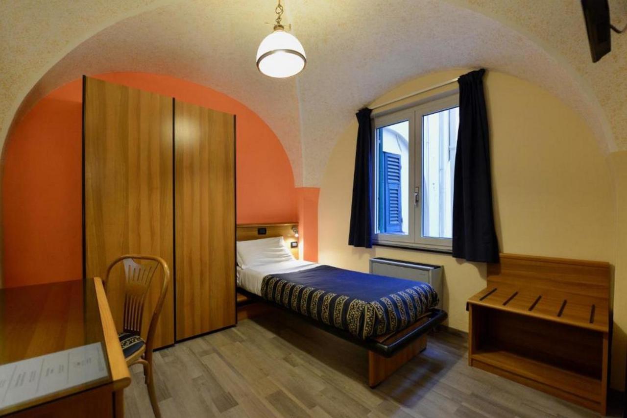 Hotel Europa Генуя Екстер'єр фото