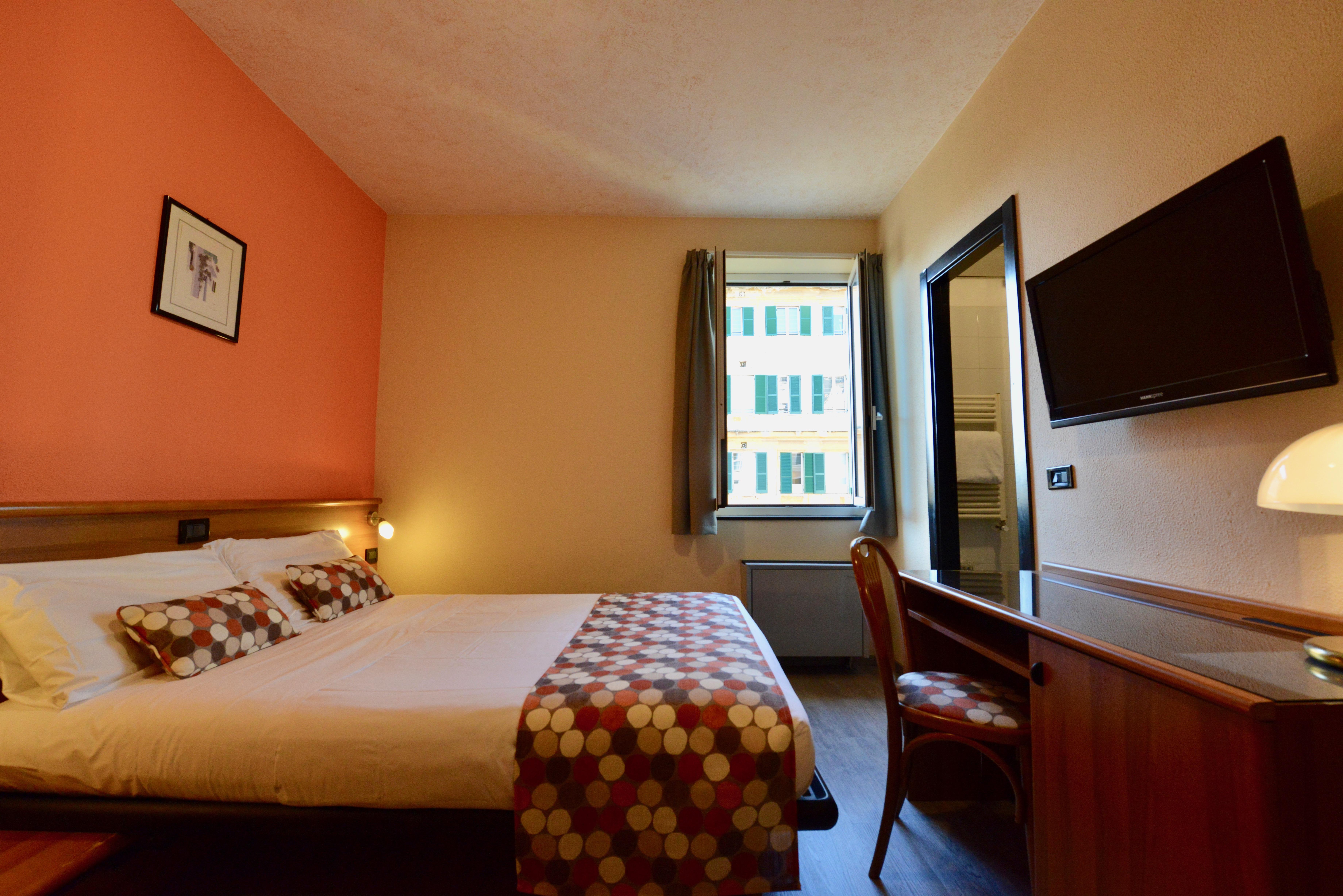 Hotel Europa Генуя Екстер'єр фото