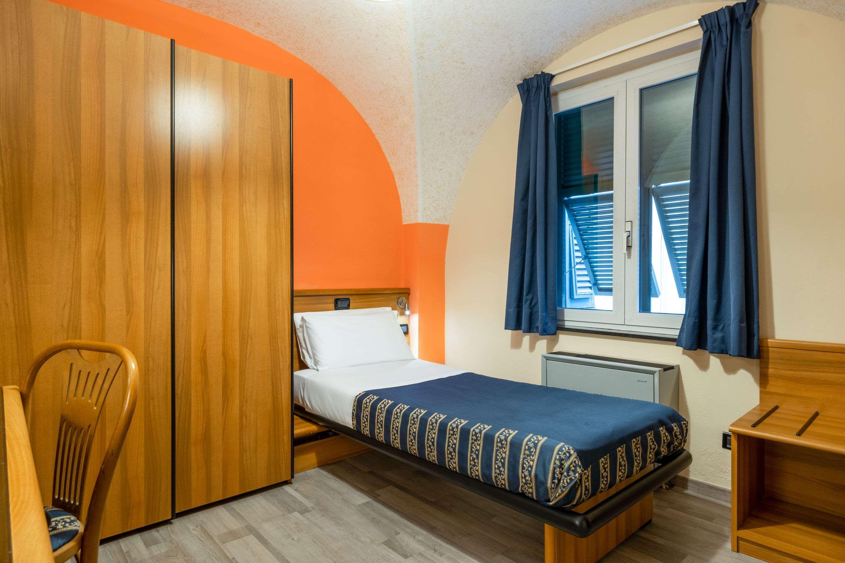 Hotel Europa Генуя Екстер'єр фото