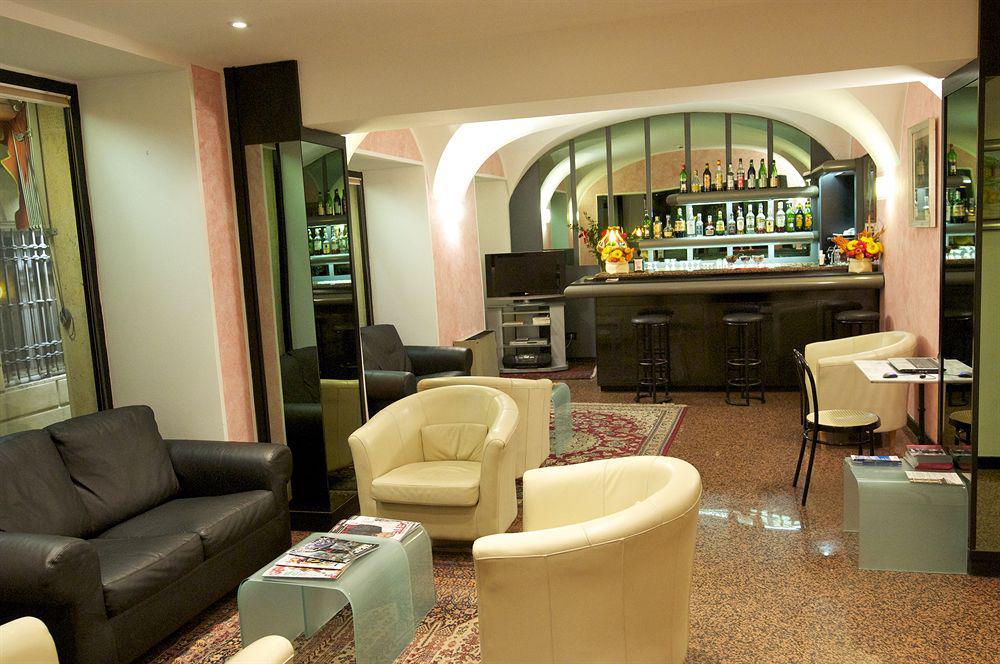 Hotel Europa Генуя Ресторан фото